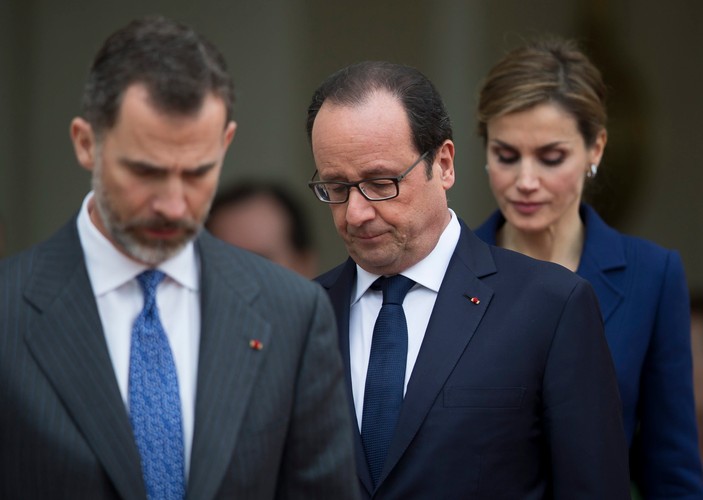 Prezydent Francois Hollande, król Hiszpanii Filip VI i królowa Letizia