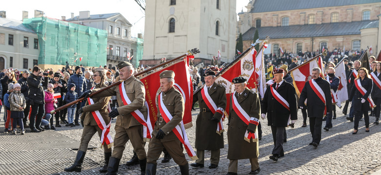 Święto Niepodległości. Kielce dziękują służbom za ich pracę na granicy polsko-białoruskiej [ZDJĘCIA]