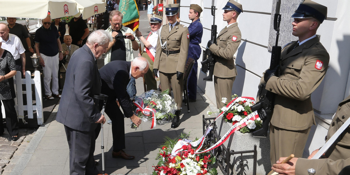 Chwała bohaterom Starówki!