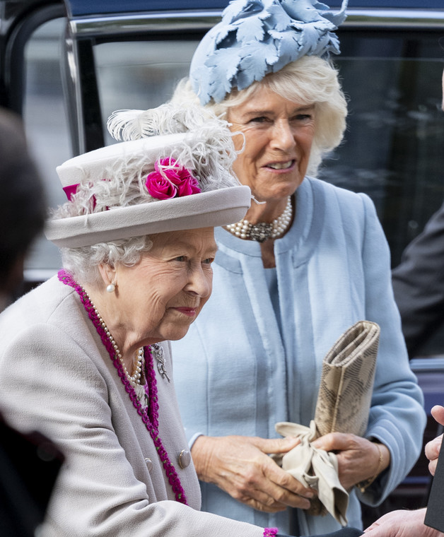 Królowa Elżbieta II chce, by księżna Camilla otrzymała tytuł "królowej małżonki"