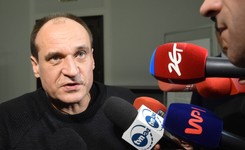 Kukiz wietrzy spisek. Osłabiają Petru i Kijowskiego na powrót Tuska i misję 'ratowania środowisk balcerowiczowskich'?