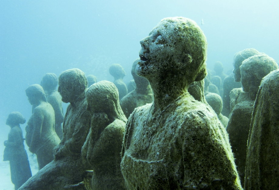 Podwodna instalacja "Cicha ewolucja" w Meksyku 