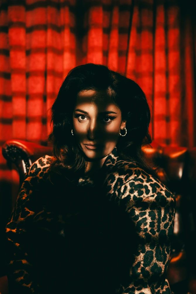 Želi da kroz pesme provuče svoju senzualnost, žensku snagu i priču