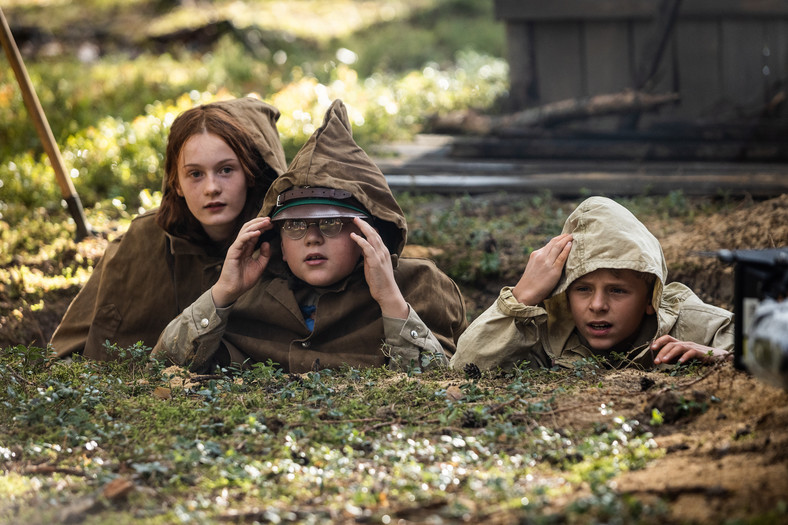 Kalina Kowalczuk, Olgierd Blechacz i Piotr Sega w filmie "Pan Samochodzik i templariusze"