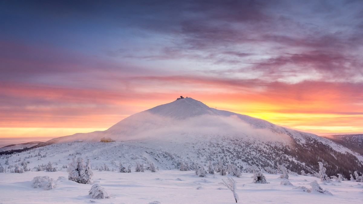 Zimno w górach. Odczuwalna temperatura na Śnieżce spadła do minus 35 st. C