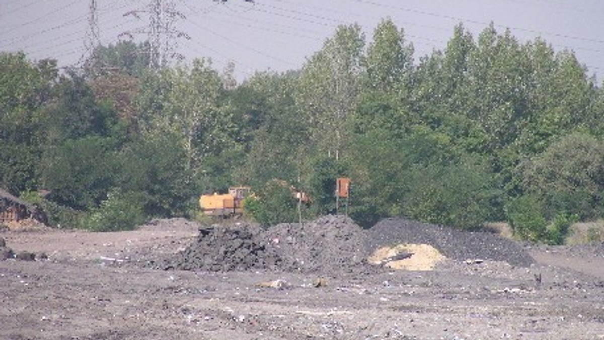 Ku zadowoleniu mieszkańców, kilka dni temu z krajobrazu Siemianowic Śląskich zniknęło wysypisko śmieci. Ostatniego czerwca wygasła umowa zawarta pomiędzy miastem a spółką Landeco.