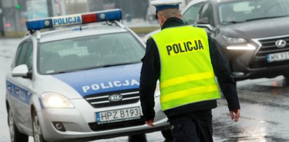 Staruszek potrącił policjantkę i uciekał przed pościgiem