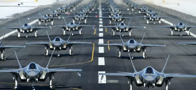 Kolejne opóźnienie wielkoseryjnej produkcji F-35. Kupione przez Polskę supersamoloty mają problemy