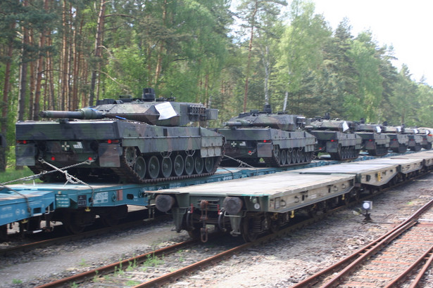 Transport czołgów Leopard 2A4 i 2A5