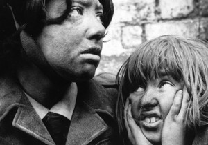 Režiser je više voleo da uzima amaterske glumce da igraju u filmu | Foto: BBC