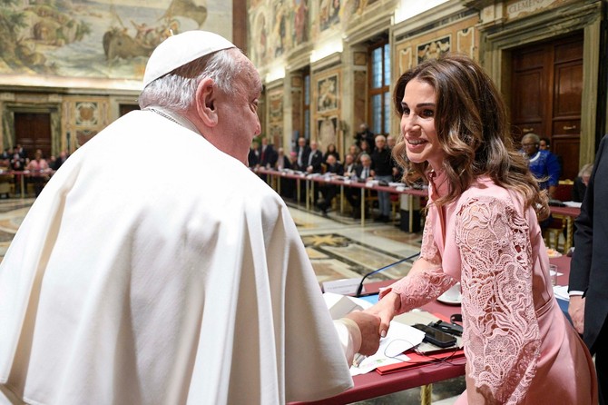 Papa Franja i Kraljica Ranija