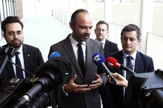 Premier Francji w Wietnamie: W kwestii praw człowieka nie zamiatamy niczego pod dywan