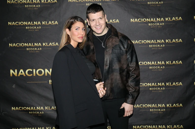 Slobu radanovića deportuju za Srbiju: Žena Jelena otkrila detalje drame na aerodormu