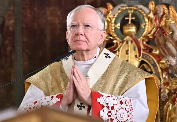 Abp Jędraszewski straszy pigułką "dzień po". "Niszczy organizmy młodych kobiet"