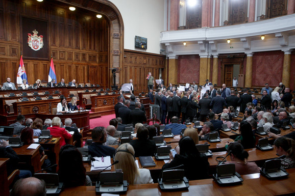 Skupština sutra bira novu Vladu Srbije, evo koliko poslanika mora da glasa za nju