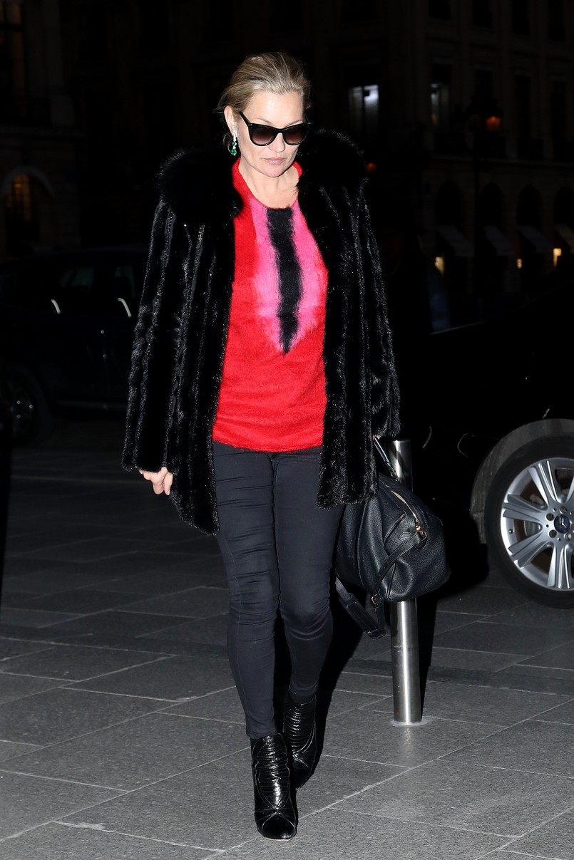 Paris,,France-,January,19th,2017-,Kate,Moss,Arrives,At,Ritz
