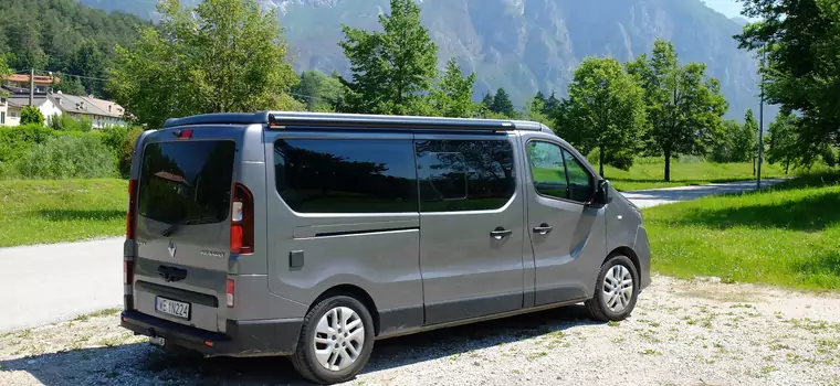 Renault Trafic z zabudową kempingową Wavecamper - alternatywa dla Volkswagena Californii?