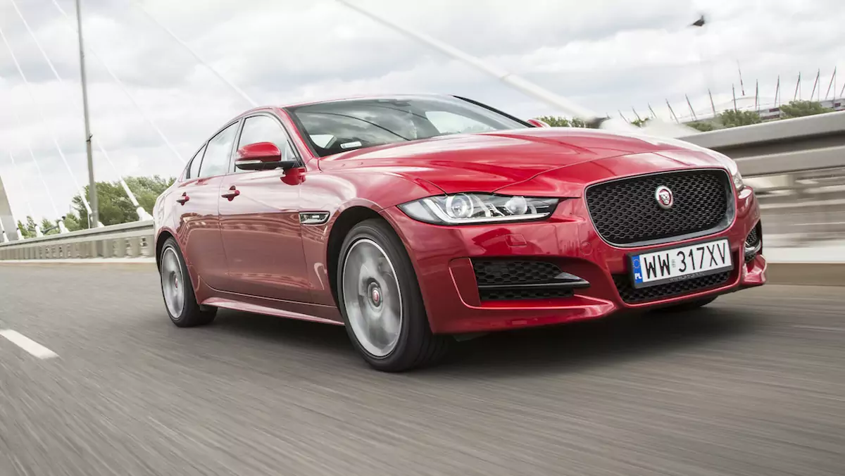 Jaguar XE 25d AWD R-Sport