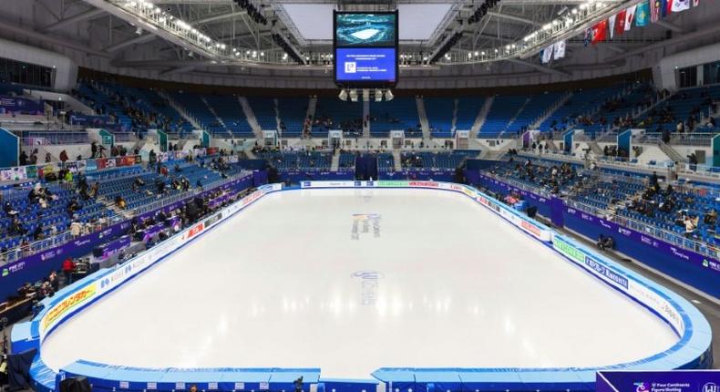 Teams from North and South Korea are due to face off in a women's ice hockey tie seen as a test event for the Pyeongchang Winter Olympics in 2018