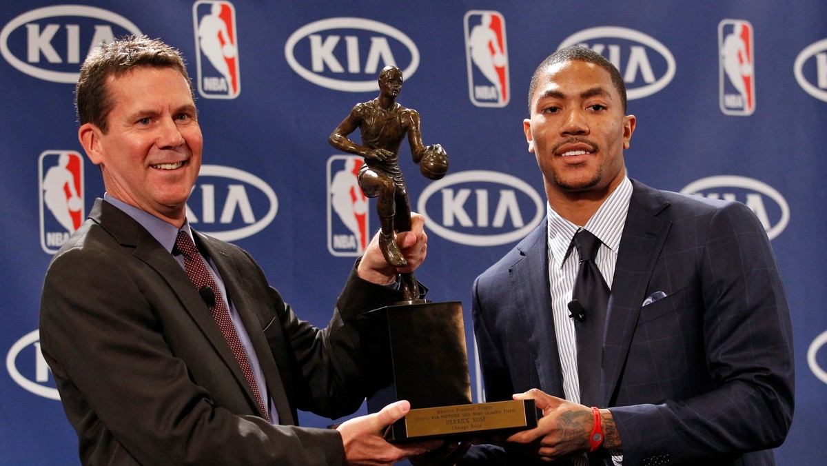 Najmłodszy w historii zdobywca tytułu najbardziej wartościowego gracza sezonu zasadniczego NBA (MVP), Derrick Rose opowiedział kibicom o tym, czym jest dla niego koszykówka, oraz jakie są inne jego pasje.