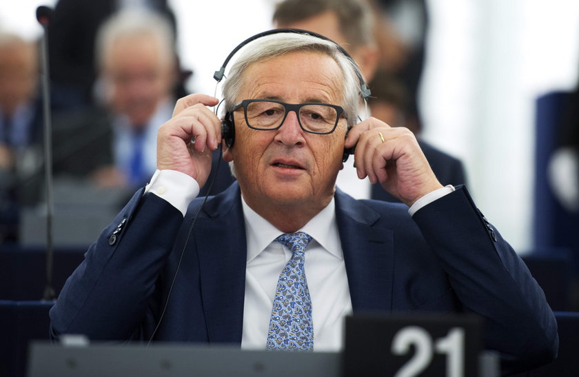 Kłótnia Farage i Junckera. „Twoje propozycje przypominają dawne reżimy”