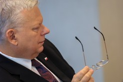 'Zgłaszałem się do głosu, ty debilu'. Będzie wniosek o ukaranie Suskiego