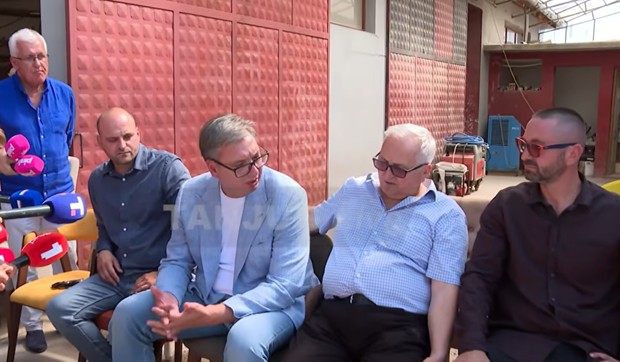 Aleksandar Vučić obilazi fabriku Mittel Astra