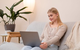 Zmiany w programie 'Laptop dla nauczyciela'. Kto może złożyć wniosek?