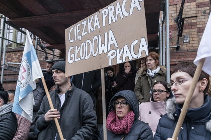 Nowy kodeks pracy wyprowadza związki zawodowe z firm