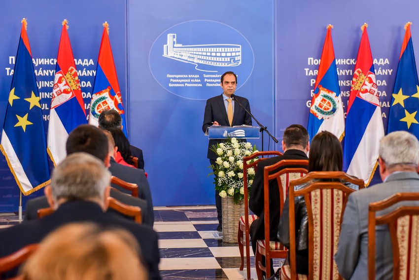 Dodela ugovora za regresiranje troškova prevoza učenika