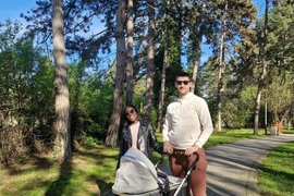 Srpska snajka iz Zambije zbog Čačanina Milije PREŠLA U PRAVOSLAVLJE, pa se pošteno namučila: "Nije mi se sviđalo što u crkvi moram to da radim"