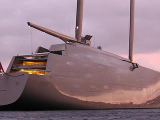„Sailin Yacht A" Andrieja Melniczenki ma 143 metry długości, jest wyceniany na 440 milionów dolarów