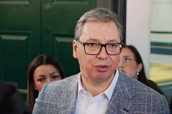 Vučić o dešavanjima između opozicije i studenata u Smederevskoj Palanci: Kada Crveni kmeri vladaju, nema pravo niko drugi da postoji (VIDEO)