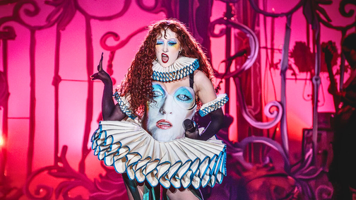 6 napig készült Chapell Roan Szigeten viselt ruhakölteménye, aminek nagyon különleges története van