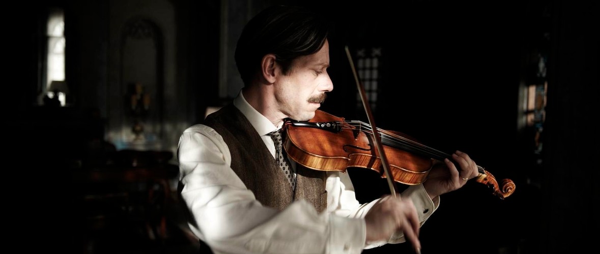 Mathieu Amalric w filmie 'Kurczak ze śliwkami'