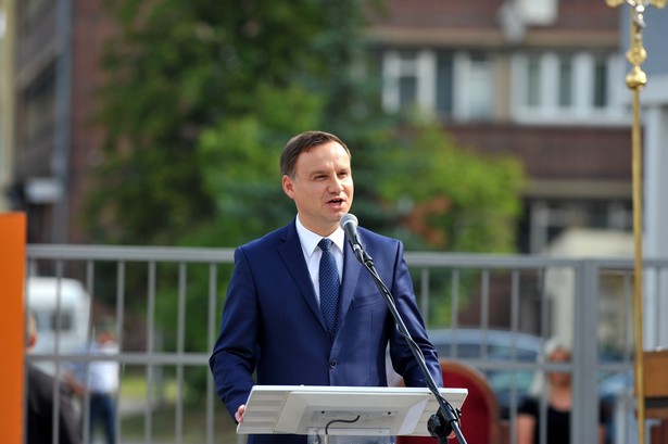 Prezydent Andrzej Duda przemawia podczas obchodów 35. rocznicy podpisania Porozumień Sierpniowych oraz powstania NSZZ "Solidarność", PAP/Marcin Bielecki