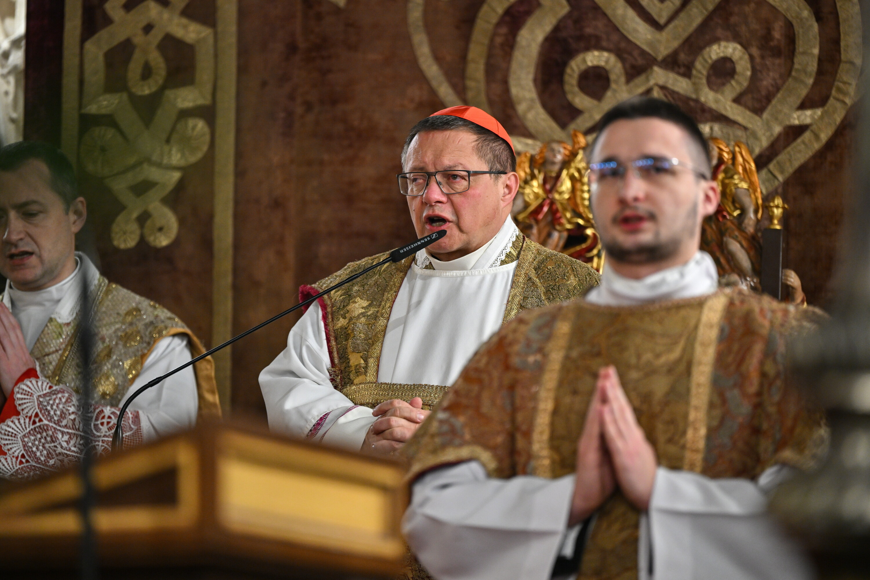Kardynał Ryś: Pokój nie rodzi się z broni, tylko z serca