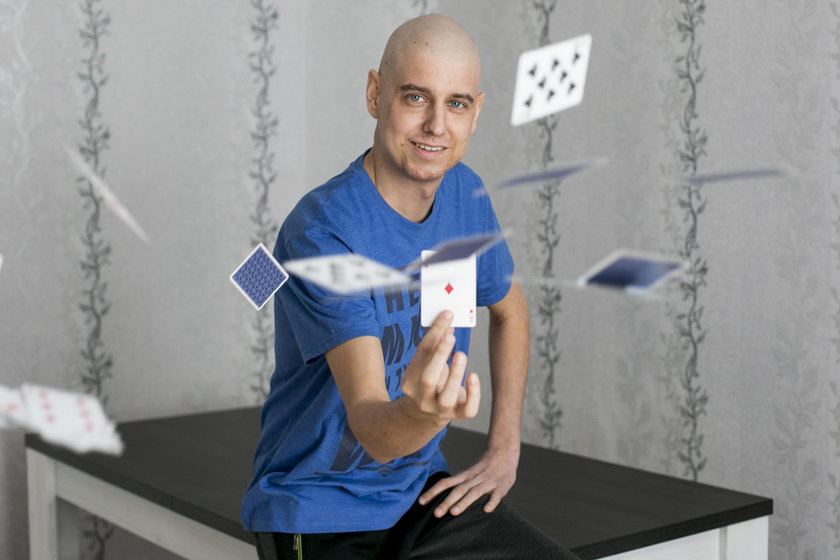 Tomek Kabis, finalista Mam Talent  walczy z rakiem