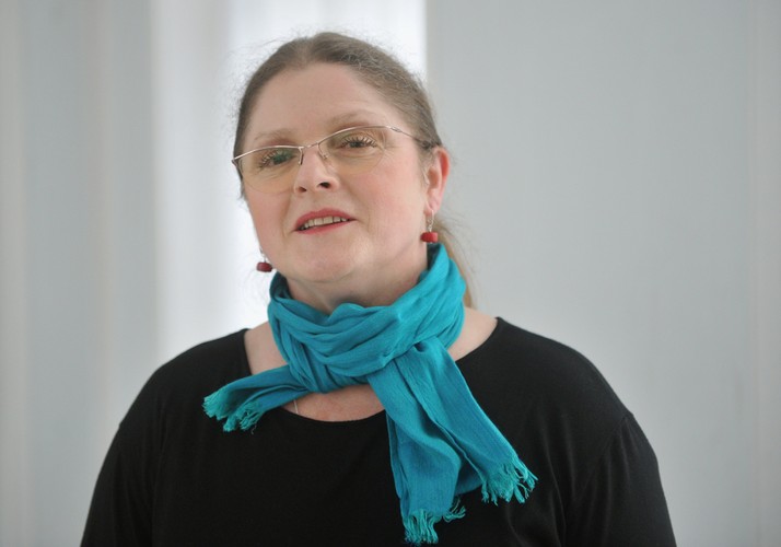 „Jeśli ktoś idzie na Marsz Szmat to jest szmatą. Sam siebie stawia pod tym sztandarem, więc cóż ja więcej mogę tu powiedzieć. Ja po prostu używam ich określeń, narzuconego przez nich języka, mówię o nich tak, jak sami siebie nazwali. Co więcej, trzeba też pamiętać o zasadzie przyczynienia, o której każdy wie. Nie trzeba być wielkim filozofem, aby stwierdzić, że jak ktoś idzie ulicą na golasa, to będzie prowokował. Oczywiście, nikt nie usprawiedliwia sprawców gwałtów, ale tak po prostu jest”