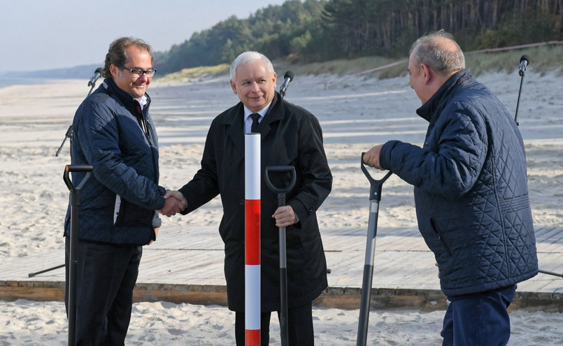 Jak cenił Kaczyński "jest to akcja polityczna". "Na tle tego co robią Rosjanie z Niemcami, słynnego gazociągu Nord Stream 1 i Nord Stream 2 to jest przedsięwzięcie w najwyższym stopniu proekologiczne, bo tamte są antyekologiczne"- mówił.