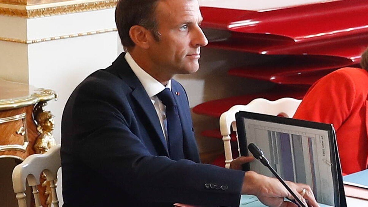 Prezydent Francji Emmanuel Macron 