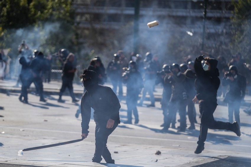Protesti u Atini zbog železničke nesreće 8. marta