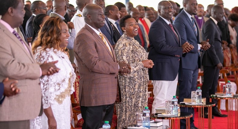 Ruto assembles 40 clergymen to cleanse State House before moving in