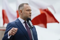 W PiS słychać, że Karol Nawrocki nabiera syndromu Boga. I wszystko może