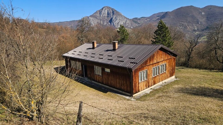 Osnovna škola "Vladimir Perić Valter" u Kučinu