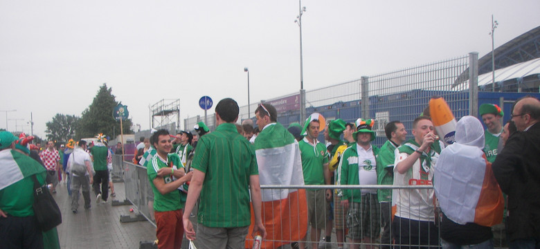 Euro 2012: "zielone" szaleństwo pod stadionem w Poznaniu