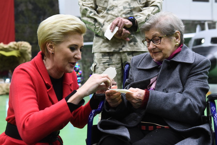 Dudowie na opłatku na Sycylii. Prezydentowa zachwyciła!