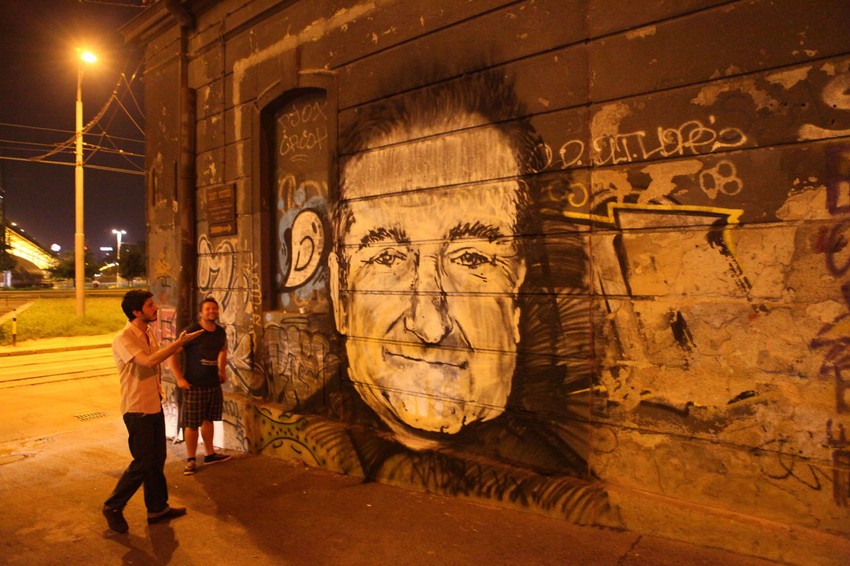 Grafit u čast preminulog glumca