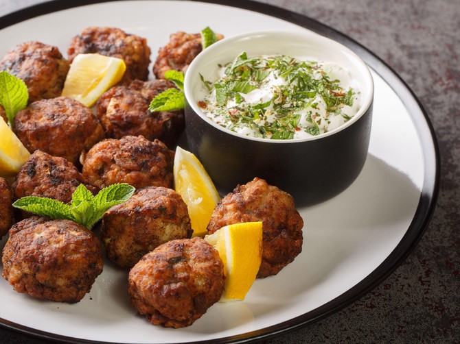 Ovako Grkinje prave ćufte, pa su im uvek sočne i neodoljive: Recept za brzi ručak