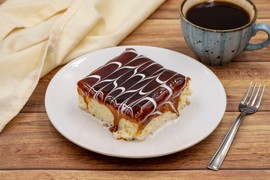 Najsočniji kolač koji ćete probati obožavaju milioni širom sveta: Gotov je za 10 minuta, a nestaje još brže